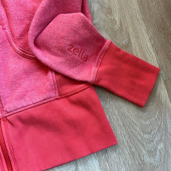 ZELLA HOODIE | SIZE SMALL | GENTLY USED - Picture 3 of 3